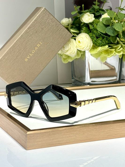 Bvlgari BV40003 Serpenti Geometric Sunglasses ✨