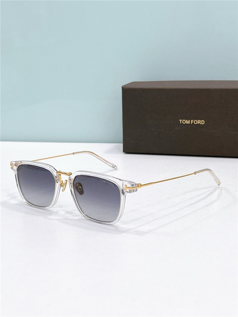 TOM FORD TF1042D 01V Unisex Square Sunglasses ✨