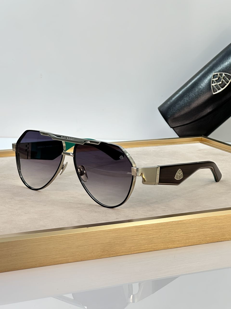 Maybach Eyewear – THE KING III  Men's Sunglasses 👑