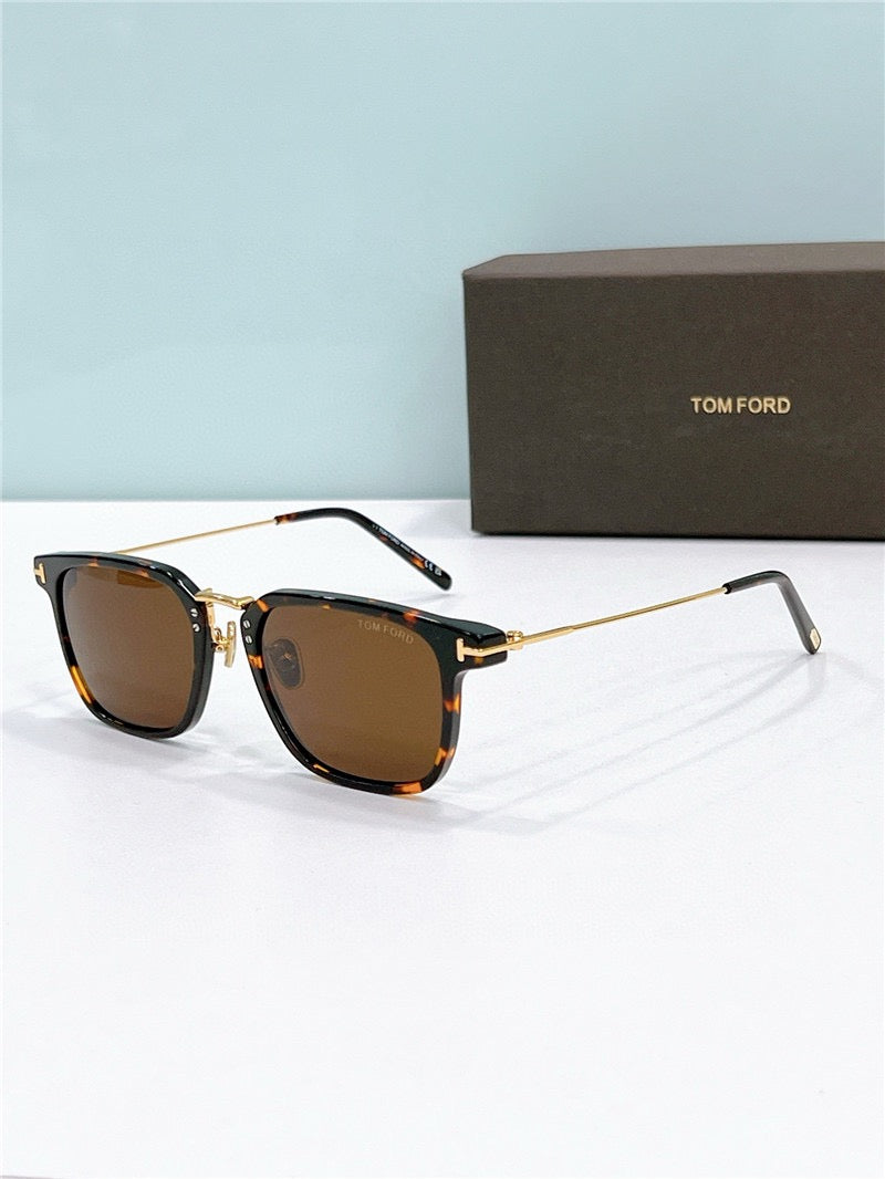 TOM FORD  FT1042-D 01V 52 Square Men's  Sunglasses ✨