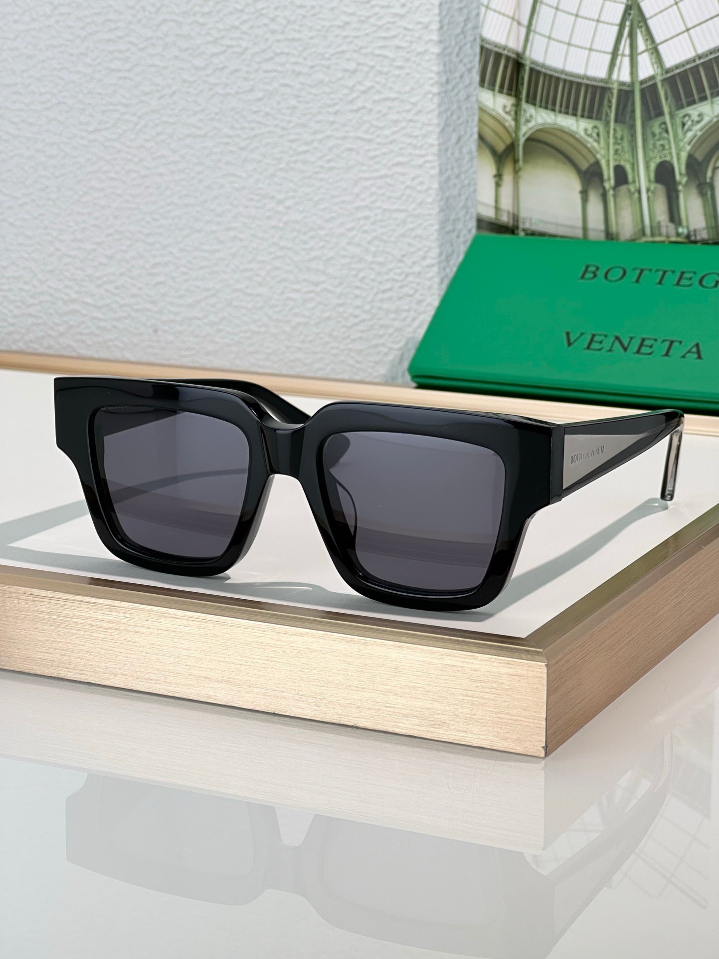 BOTTEGA VENETA BV 1276S  Unisex Sunglasses💚