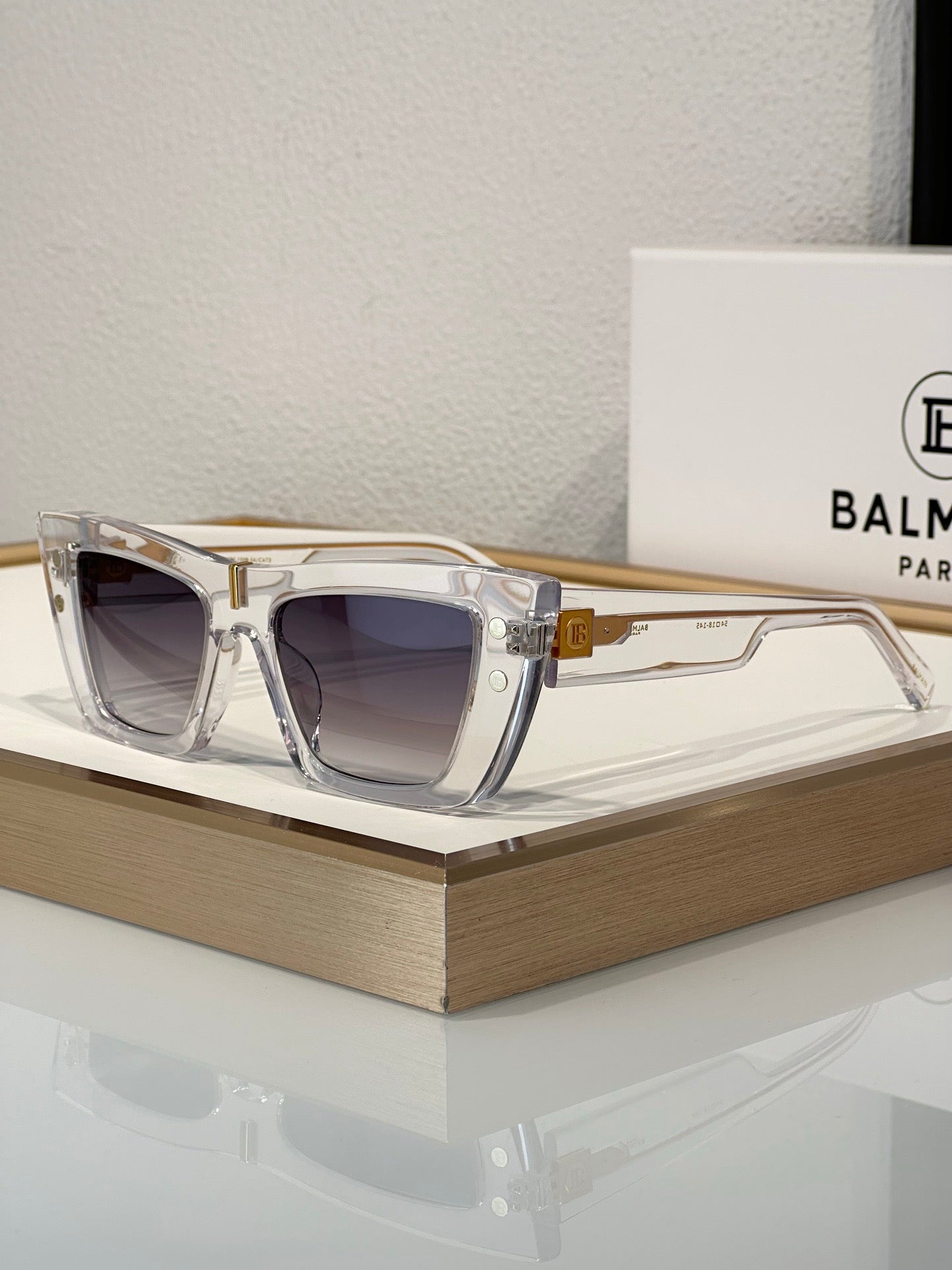 Balmain B-Eye BPS-156A-54 Unisex Sunglasses  ✨