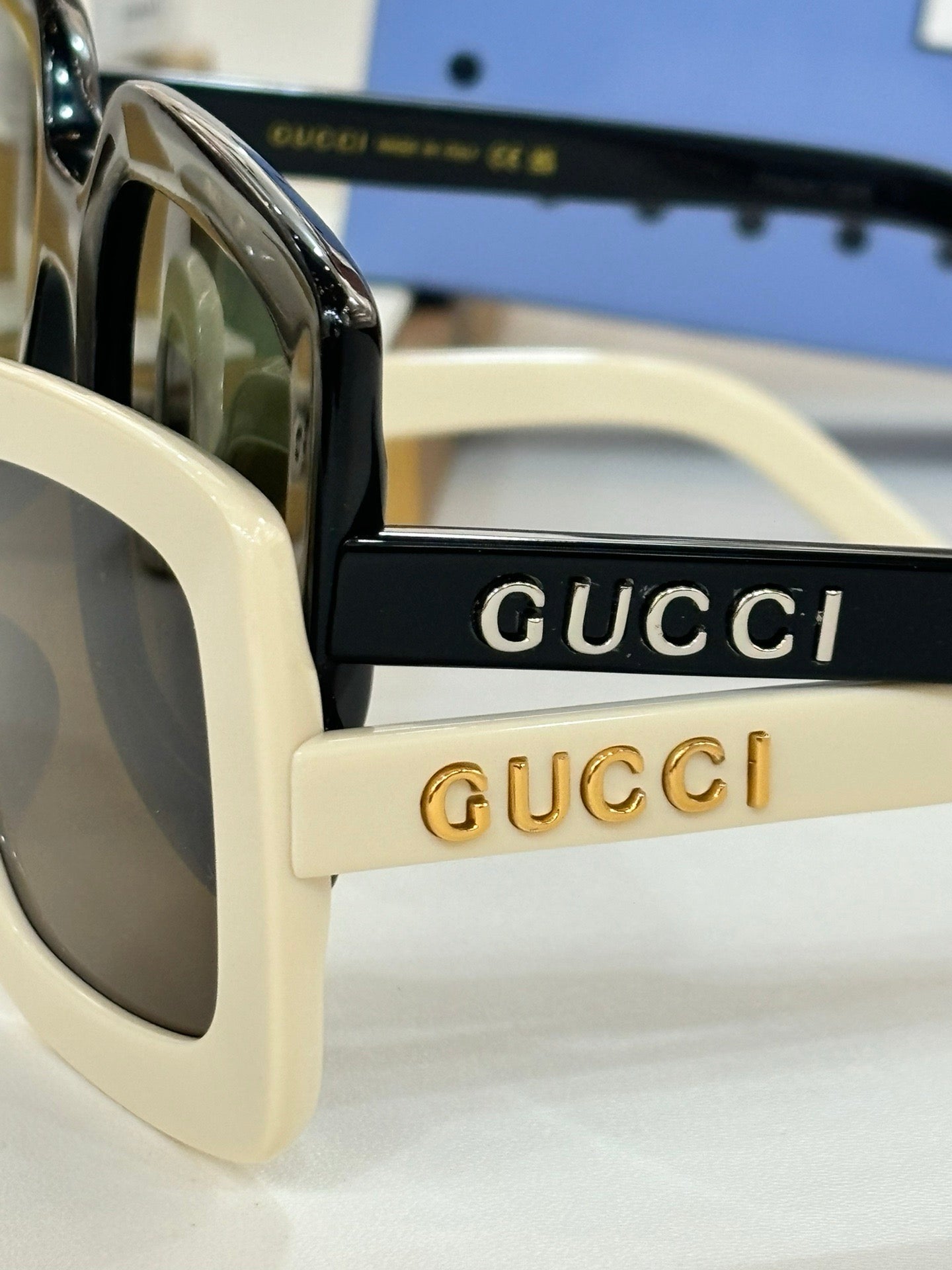 GUCCI GG1718S Women's Oversize Square Sunglasses  ✨