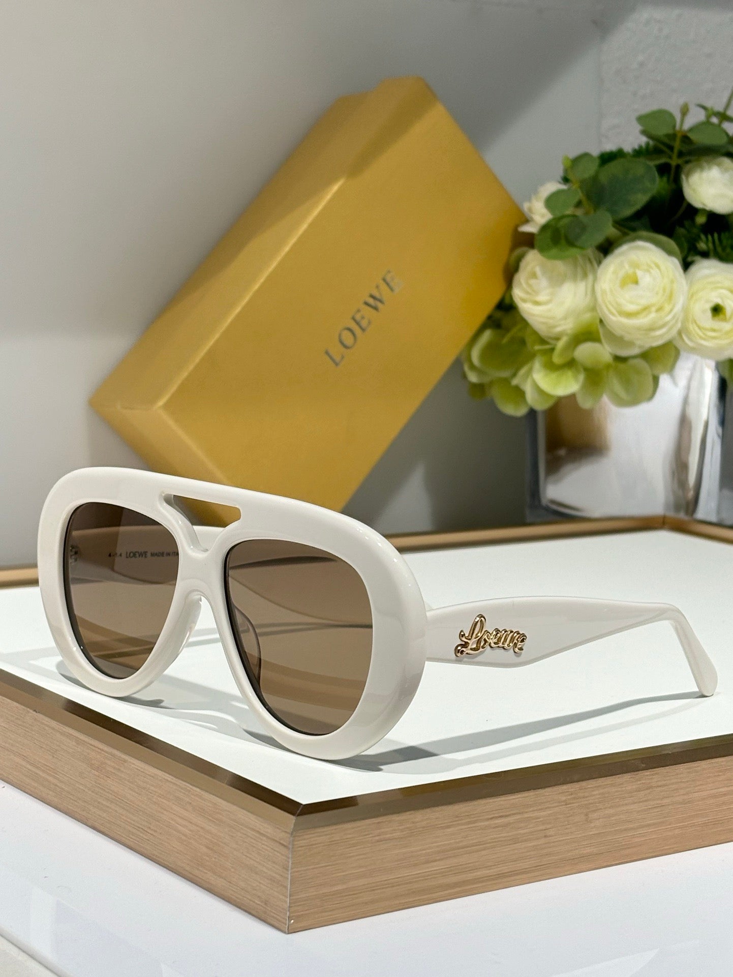 LOEWE Round Spoiler Aviator Sunglasses  ✨