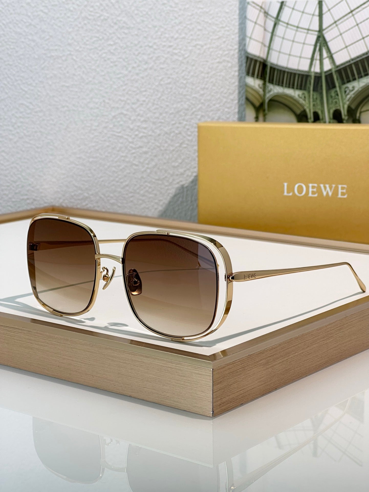 LOEWE Signature Cut Out LW 40148U Sunglasses  ✨