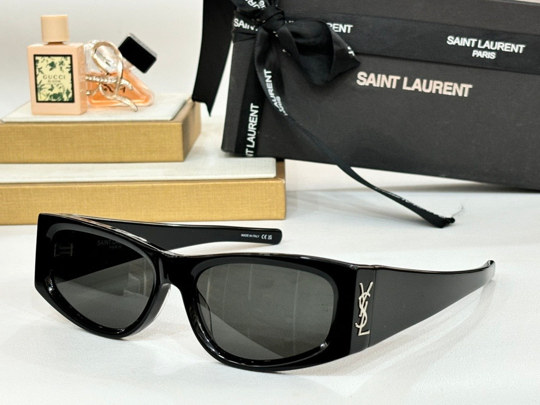 YSL Saint Laurent SL M140 Sunglasses ✨