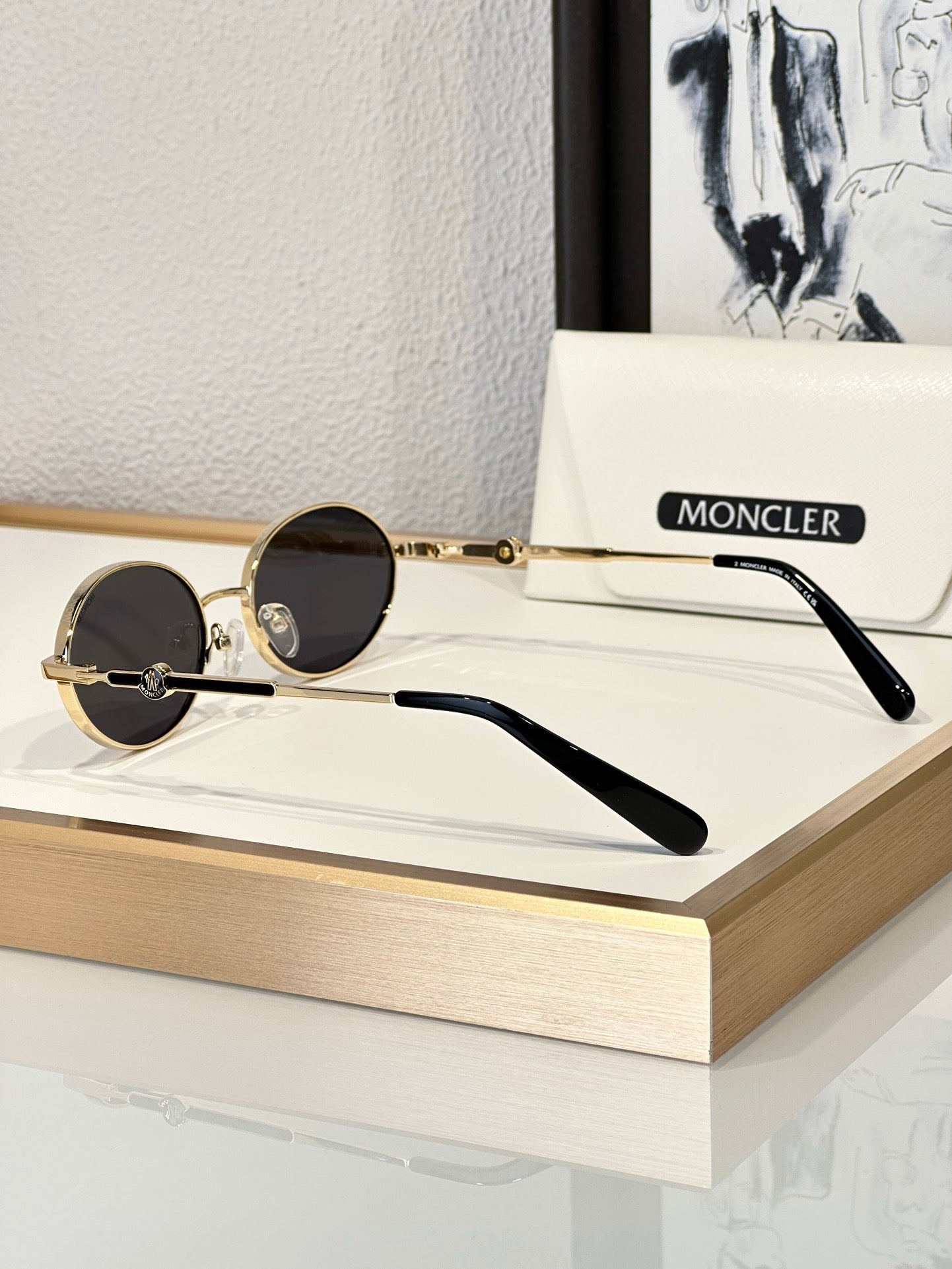 Moncler Tatou Round Sunglasses✨