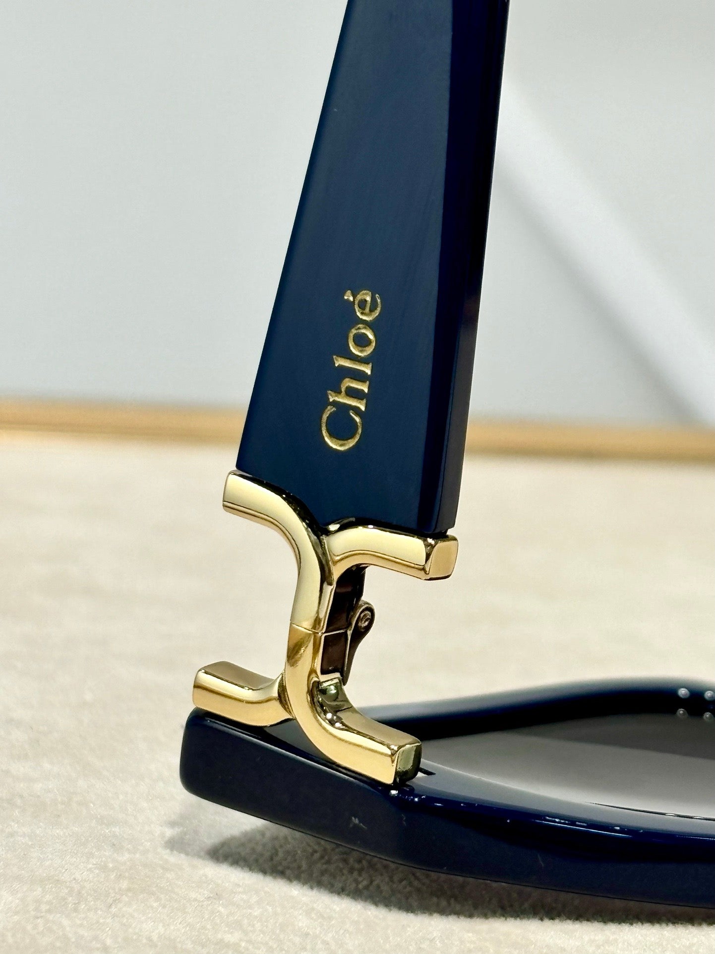 Chloé CH0235S Sunglasses Women's  ✨