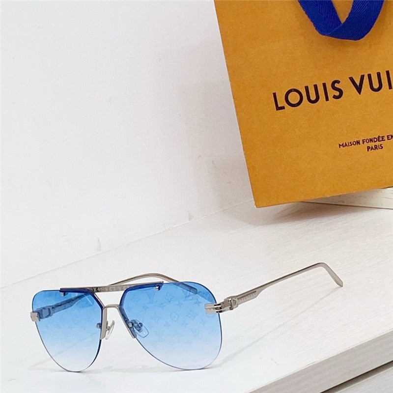 Louis Vuitton Z1261E LV Ash Sunglasses ✨